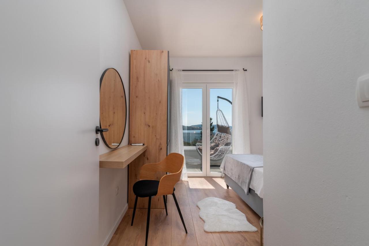 Villa Eight By Villa Kuzmanic Trogir Bagian luar foto