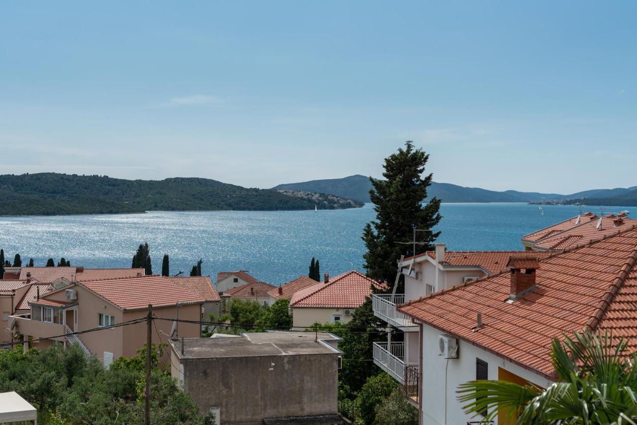 Villa Eight By Villa Kuzmanic Trogir Bagian luar foto