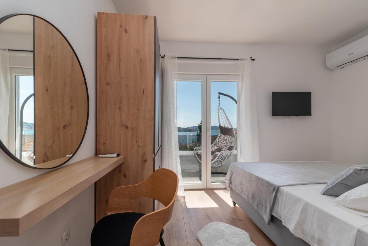 Villa Eight By Villa Kuzmanic Trogir Bagian luar foto
